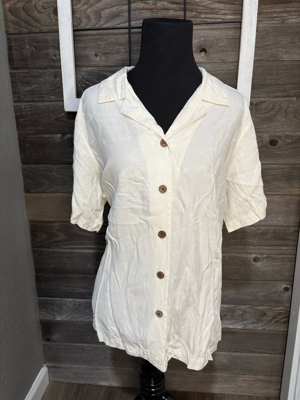 La Cabana All Night Long slightly off white women's silk blouse size 1x